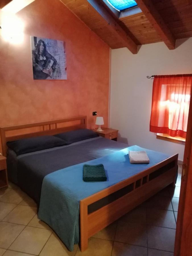 Apartamento Casa vacanze Ca' Manara Stazzona Exterior foto